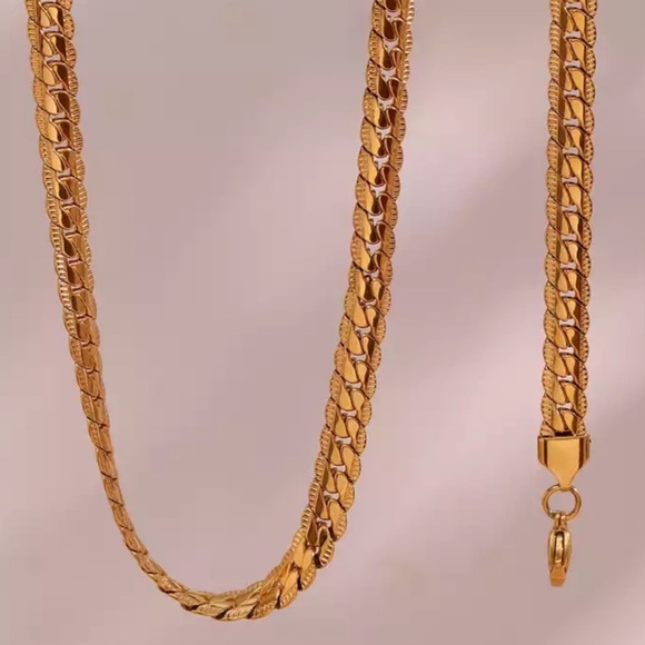 NEW 18K GOLD CHUNKY CHAIN NECKLACE, NICE NECKLACE, CUTE NECKLACE - Picture 3 of 5